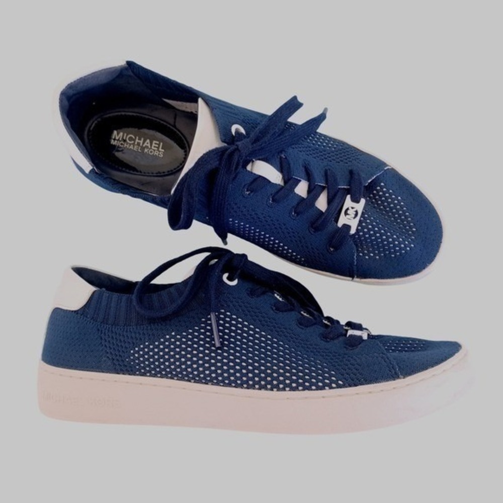 Michael Kors Skyler Navy Blue Knit Lace Up Sneakers Womens Size 9.5M HL17D
